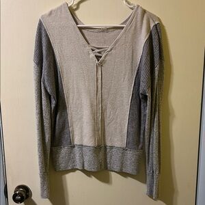 BKE V-Neck Sweater in Gray and Cream